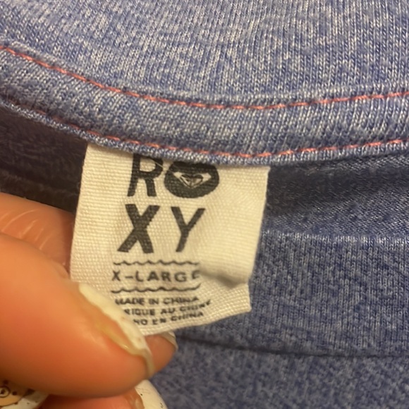 Roxy t shirt - Picture 4 of 6